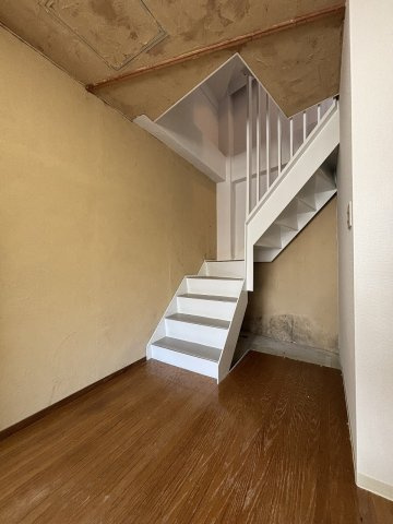 池田市栄本町戸建の内装