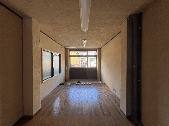 池田市栄本町戸建のロビー