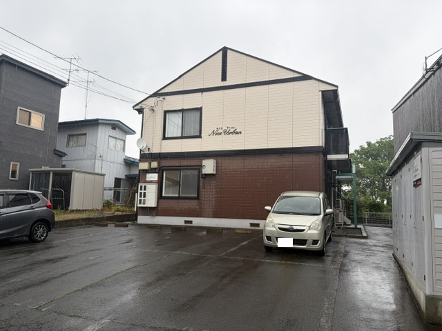 ナイス・アーバンの駐車場