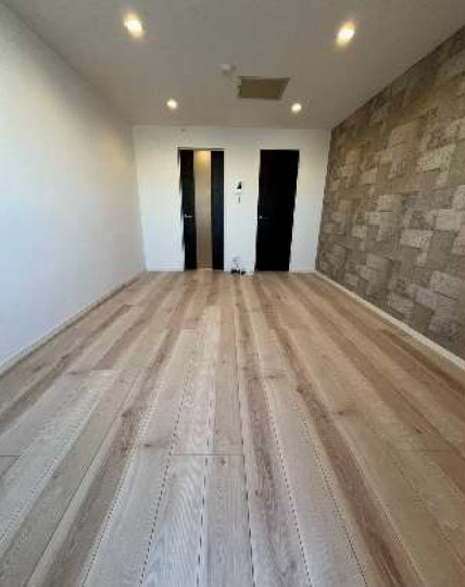 八王子市子安町２丁目のアパートの居間・リビング