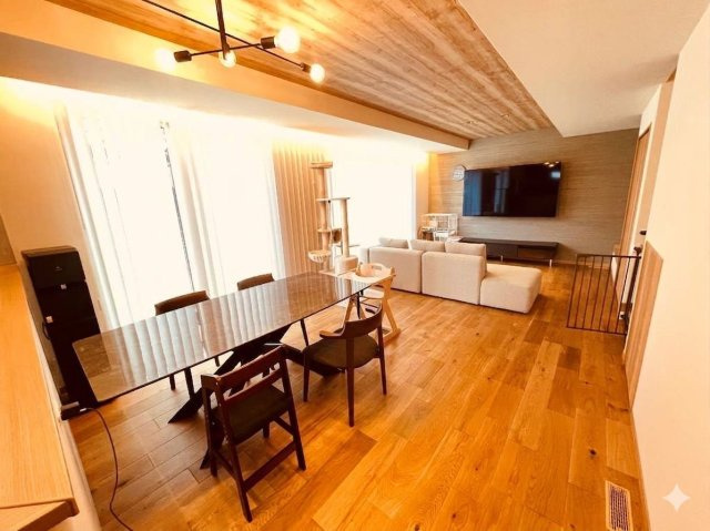 布佐平和台　中古戸建の居間・リビング