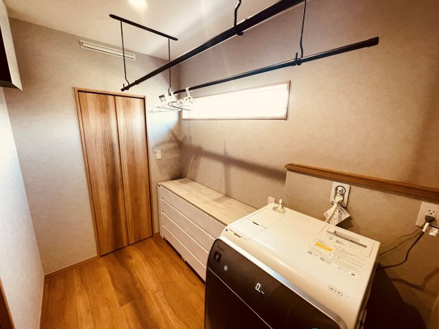 布佐平和台　中古戸建のランドリースペース