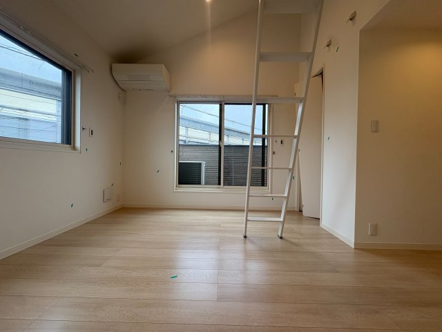 ＰＯＭＡＲの居間・リビング