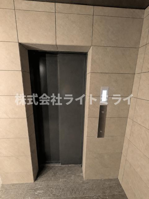 ガリシアレジデンス文京六義園のエントランス| 