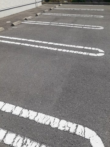 ラフテルの駐車場|駐車スペースもあります