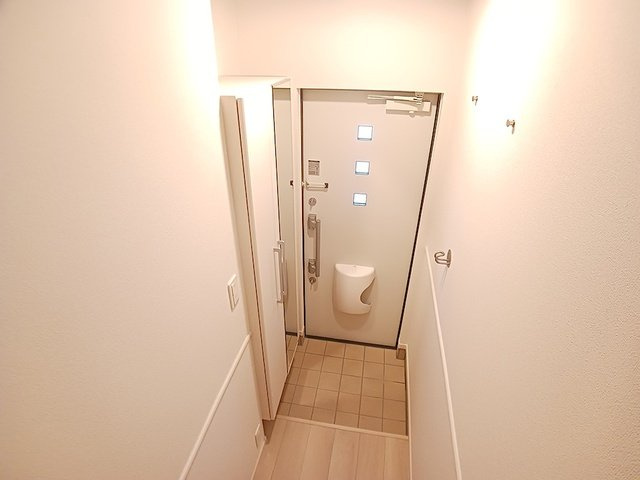 アメニティ３号館の玄関