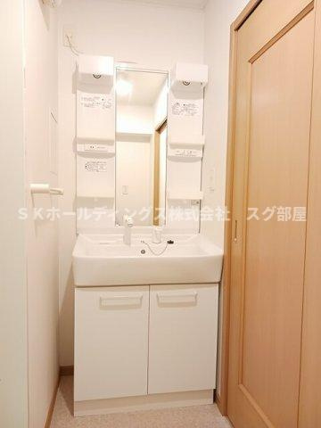 エテルノ・カーサの洗面所