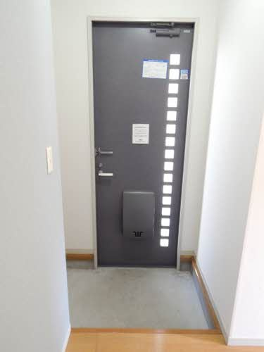 福岡市城南区南片江６丁目のアパートの玄関|コートヴェール南片江Ⅰ Ａ棟 A0101号-2