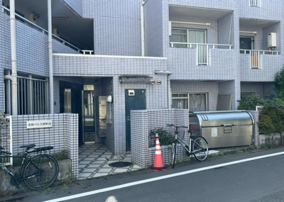 【構造・工法・仕様】 | 菱和パレス淵野辺 | ＲＣ造、Reinforced Concreteは直訳すると補強されたコンクリートです。主に柱や梁・床・壁が鉄筋とコンクリートで構成おり、鉄筋を組んだ型枠にコンクリートを流し込んで固めたものを指します。