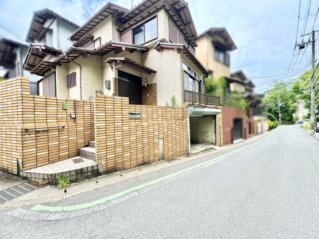 【前面道路含む現地写真】の画像