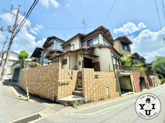 【外観】 | 宇治市木幡南山　中古戸建 | 最寄り駅はJR奈良線『木幡駅』徒歩13分。
京阪宇治線『木幡駅』は徒歩15分の2WAYアクセスで通勤・通学に便利！