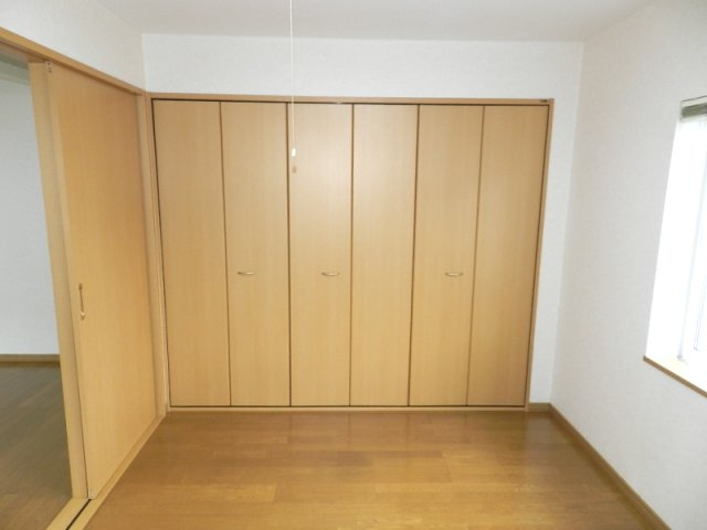 ドエル築地の洋室|コンパクトで使いやすい洋室です