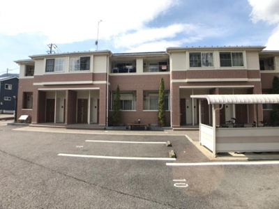 【外観】 | メゾンフォレスト | 外観写真（昼）