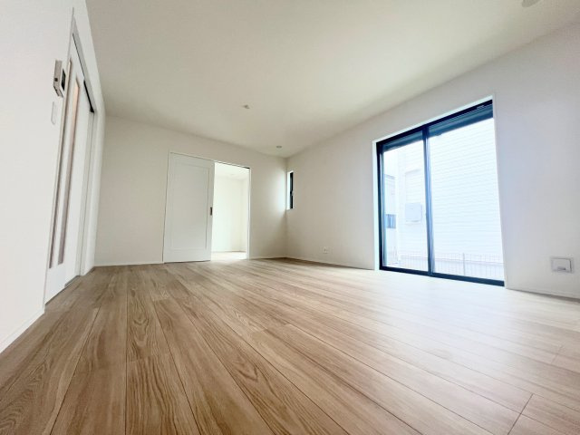 青梅市裏宿町　全5棟　新築戸建の居間・リビング