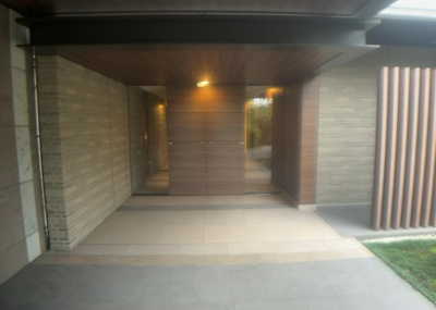 【内装】 | オハナ相武台 | 共用部分は、一棟の建物に住む区分所有者全員が共同で所有するとし、共用部分の管理、補修などは、区分所有者で形成される管理組合が行います。個人の判断で勝手に変更することはできませんので覚えておきましょう。