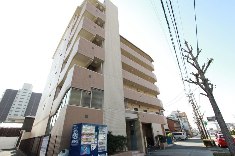 名古屋市中川区福住町の賃貸マンションの外観