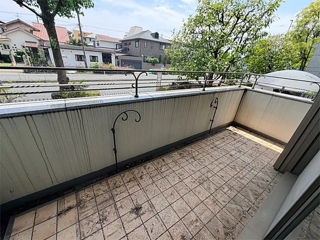 CrossSeason甲子園のバルコニー