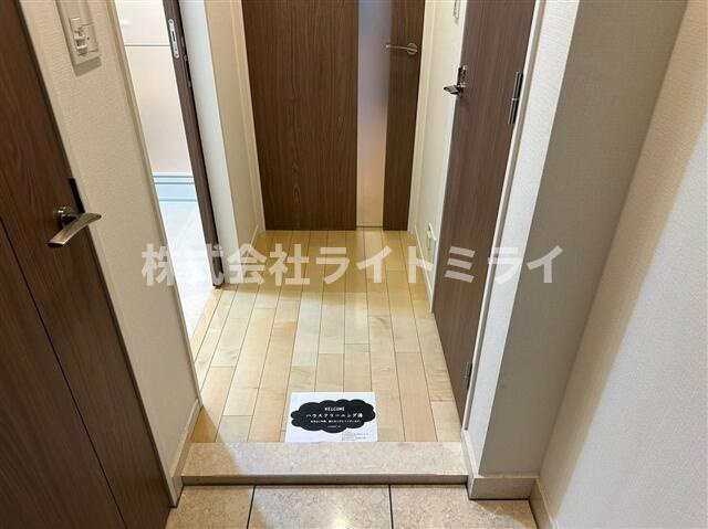 クレヴィア本郷の玄関| 