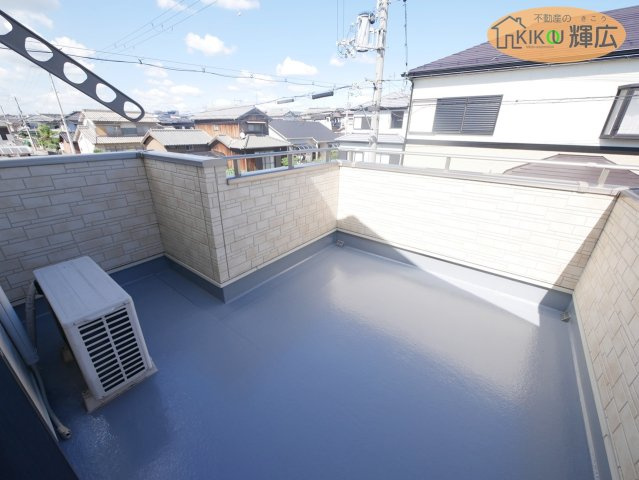 加古川市野口町水足　中古戸建のバルコニー