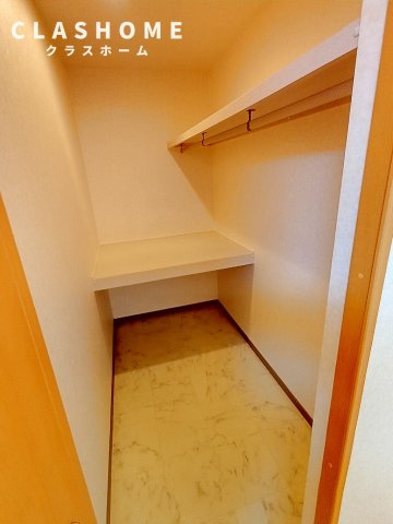 ステラカーサの収納|同物件の別部屋になります。