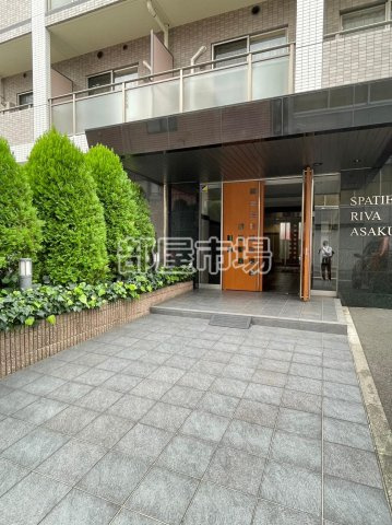 スパシエリーヴァ浅草 のエントランス