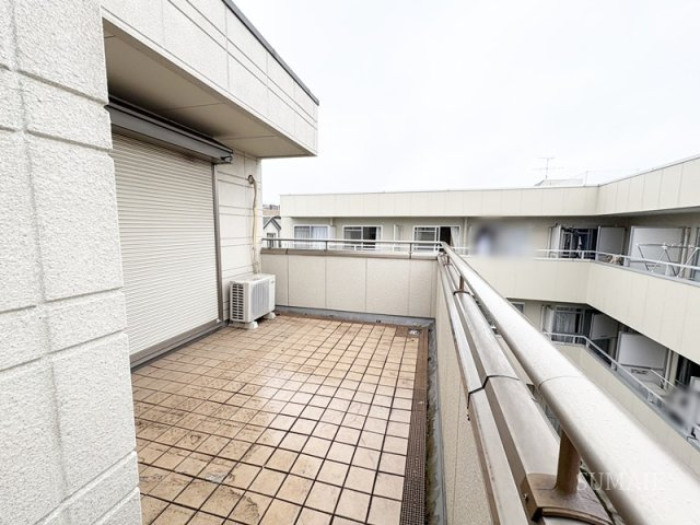 メゾンクレールのバルコニー|広いバルコニー☆