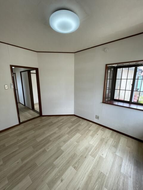 花見川区千種町戸建の寝室