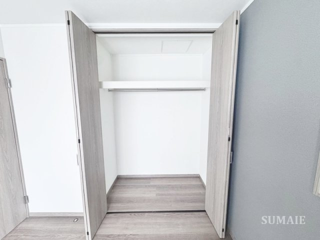 志茂4丁目戸建の収納|クローゼットです