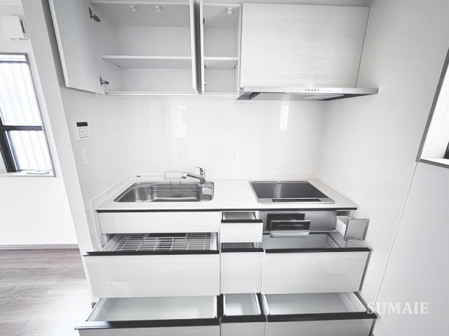 志茂4丁目戸建のキッチン|キッチン収納です