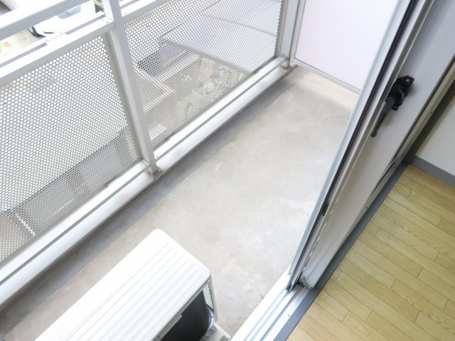 SKビルのバルコニー