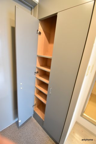 メイト緑地公園　仲介手数料無料の収納