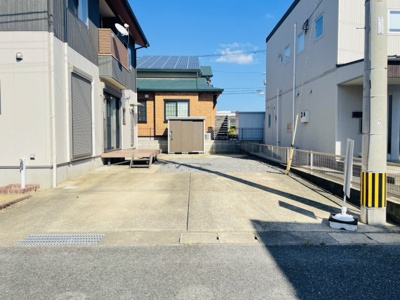 【駐車場】 | 富の原2丁目　太陽光発電システム付　中古住宅