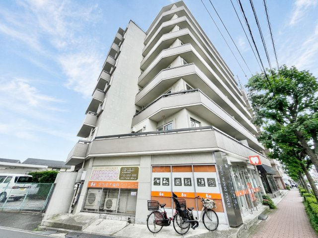 中落合マンションの外観|2026.07.05撮影

現地ご見学希望・資料請求などお気軽にお問い合わせ下さい！
03-5990-5201