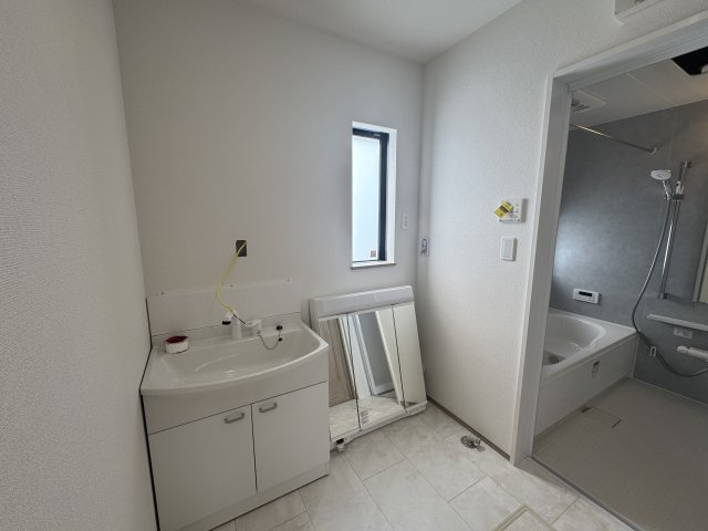 沖縄市東（全3棟）A号棟のキッチン|※同仕様写真です