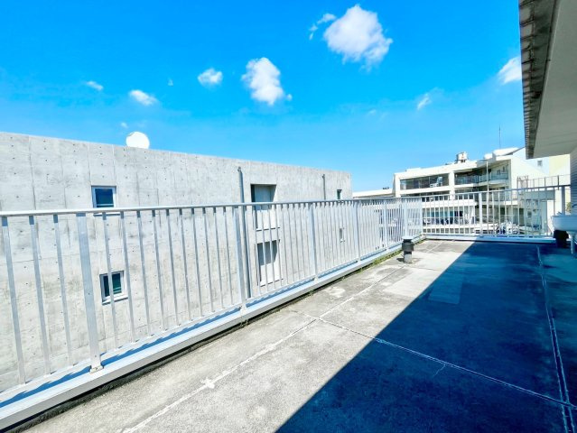 Ｂ ＣＩＴＹ 高田馬場 ＡＬＩＶＩＥのバルコニー|2026.07.10撮影

現地ご見学希望・資料請求などお気軽にお問い合わせ下さい！
03-5990-5201