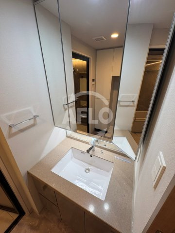 S-RESIDENCE谷町六丁目alo　中央小学校区の独立洗面台|S-RESIDENCE谷町六丁目alo　洗面台