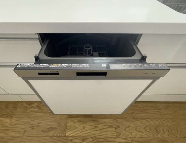 レークヒルズ野多目二番館のキッチン|家事の負担を軽減する食器洗い乾燥機付き