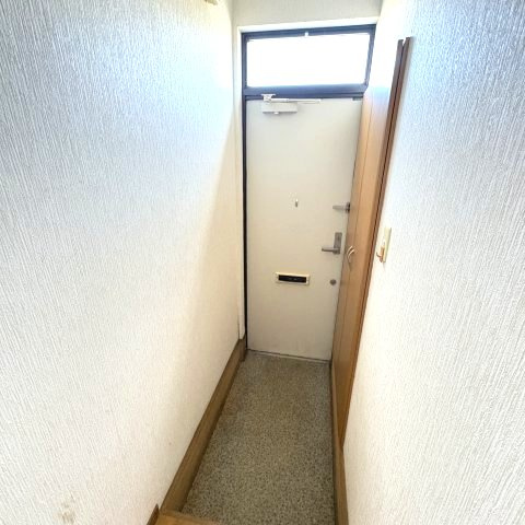 ドエル築地の玄関