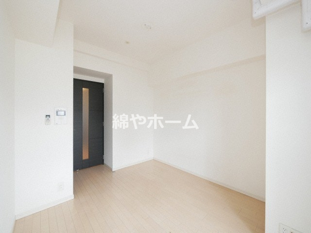 アドバンス大阪城レガーレの洋室|ゆったりした洋室です
