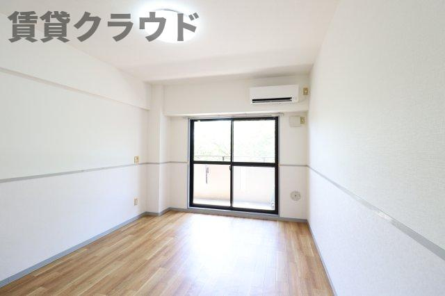 プリムヴェールの寝室|開放的な寝室です