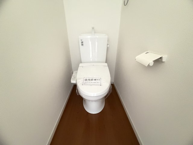 明石市東二見新築のトイレ