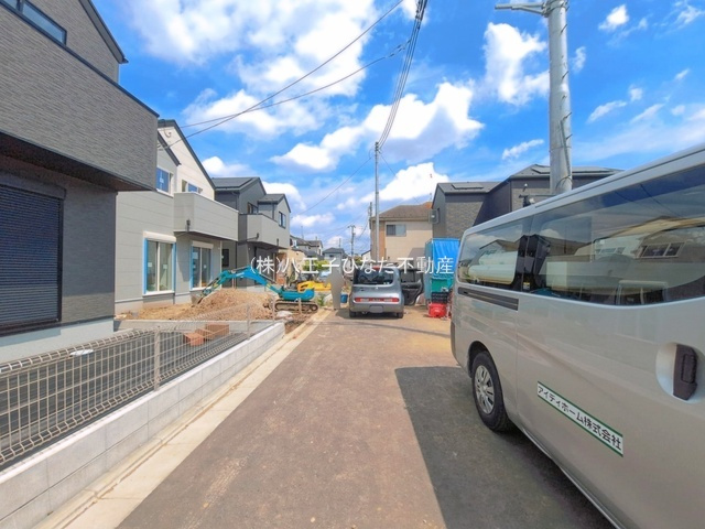 『八王子市新築戸建て』八王子市上壱分方町359-5【仲介手数料無料】　２４－２期の前面道路含む現地写真|～仲介手数料無料☆八王子ひなた不動産～八王子市上壱分方町　新築戸建て