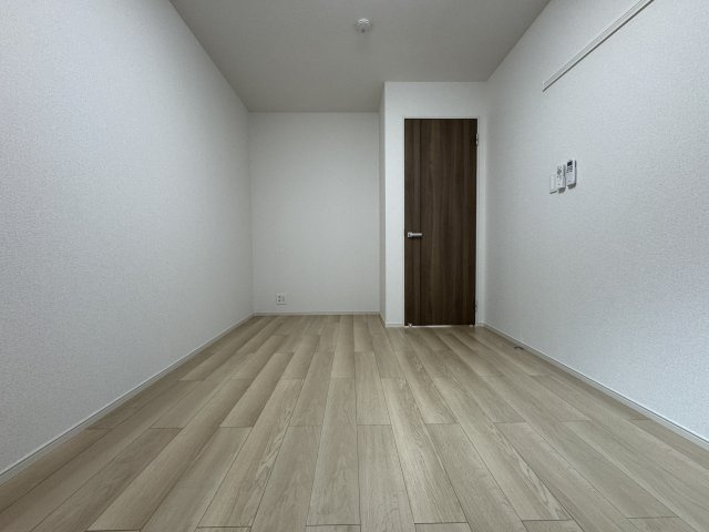 グラン　フェリシアⅢの洋室|洋室６帖（同型タイプ）