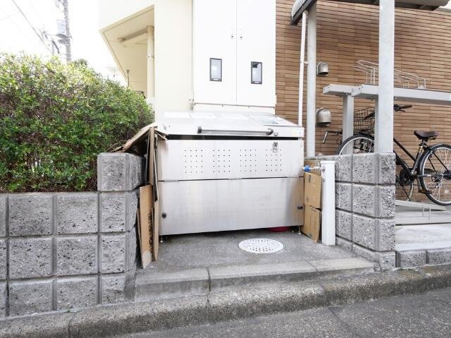 ルタンキャルムのその他共用部分| ゴミ捨て場になります。