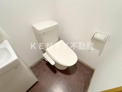 【トイレ】 | マイナビSTAY品川御殿山（プレール・ドゥーク品川御殿山） | 落ち着いた色調のトイレです