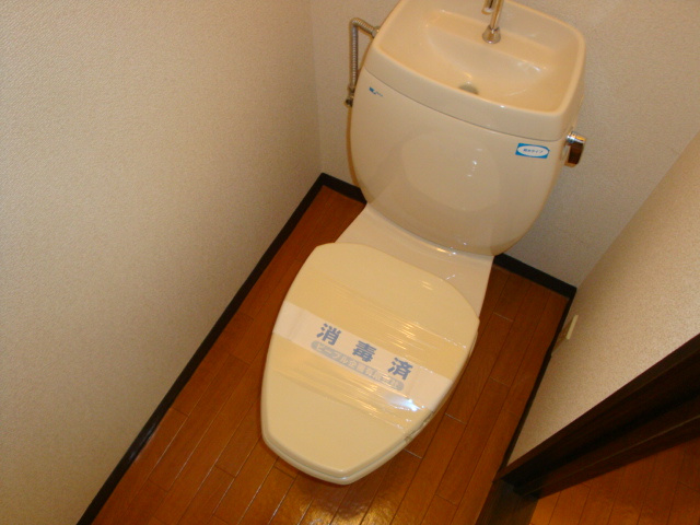 コム東宝塚のトイレ|参考、同建物・同間取りの号室