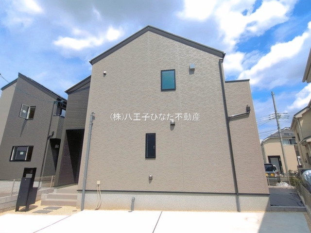 祝成約　八王子市　上壱分方町　新築戸建て　２４－２期の外観|～仲介手数料無料☆八王子ひなた不動産～八王子市上壱分方町　新築戸建て