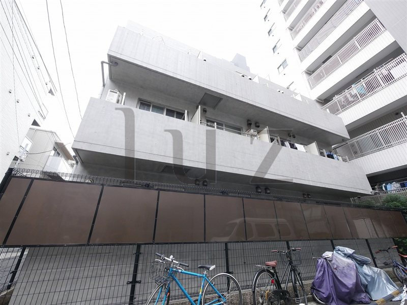 カーサヨコハマバシの外観