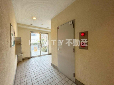 【ロビー】 | マイナビＳＴＡＹミライエ中延駅前（ラ・フロレスタ壱番館） | ゆとりのあるロビーです