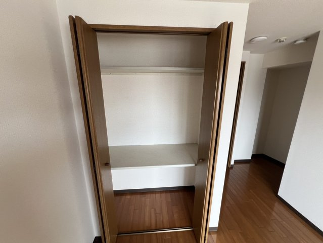 名古屋市千種区千種通５丁目の賃貸マンションの収納
